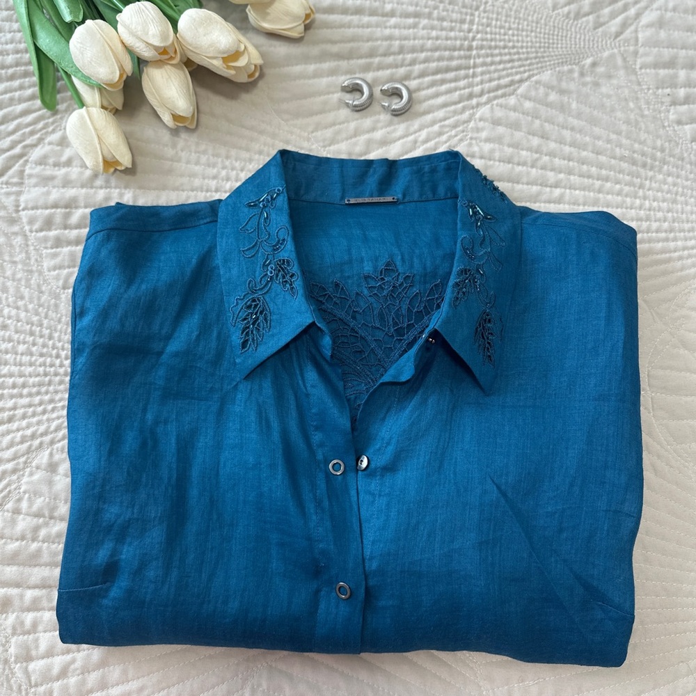 Elie Tahari Elegant Blue Embroidered Women's Top